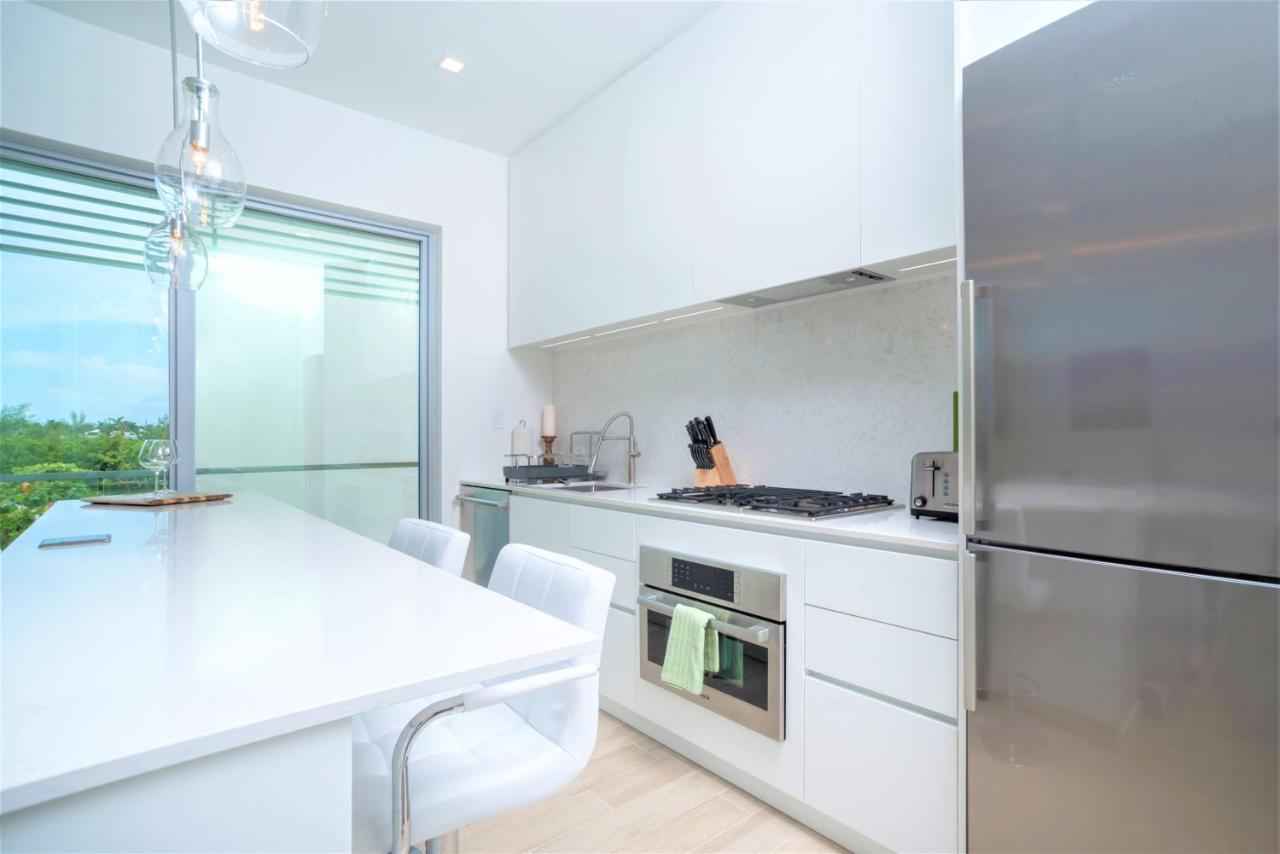 Cayman Luxury Rentals At One Canal Point George Town Exteriér fotografie