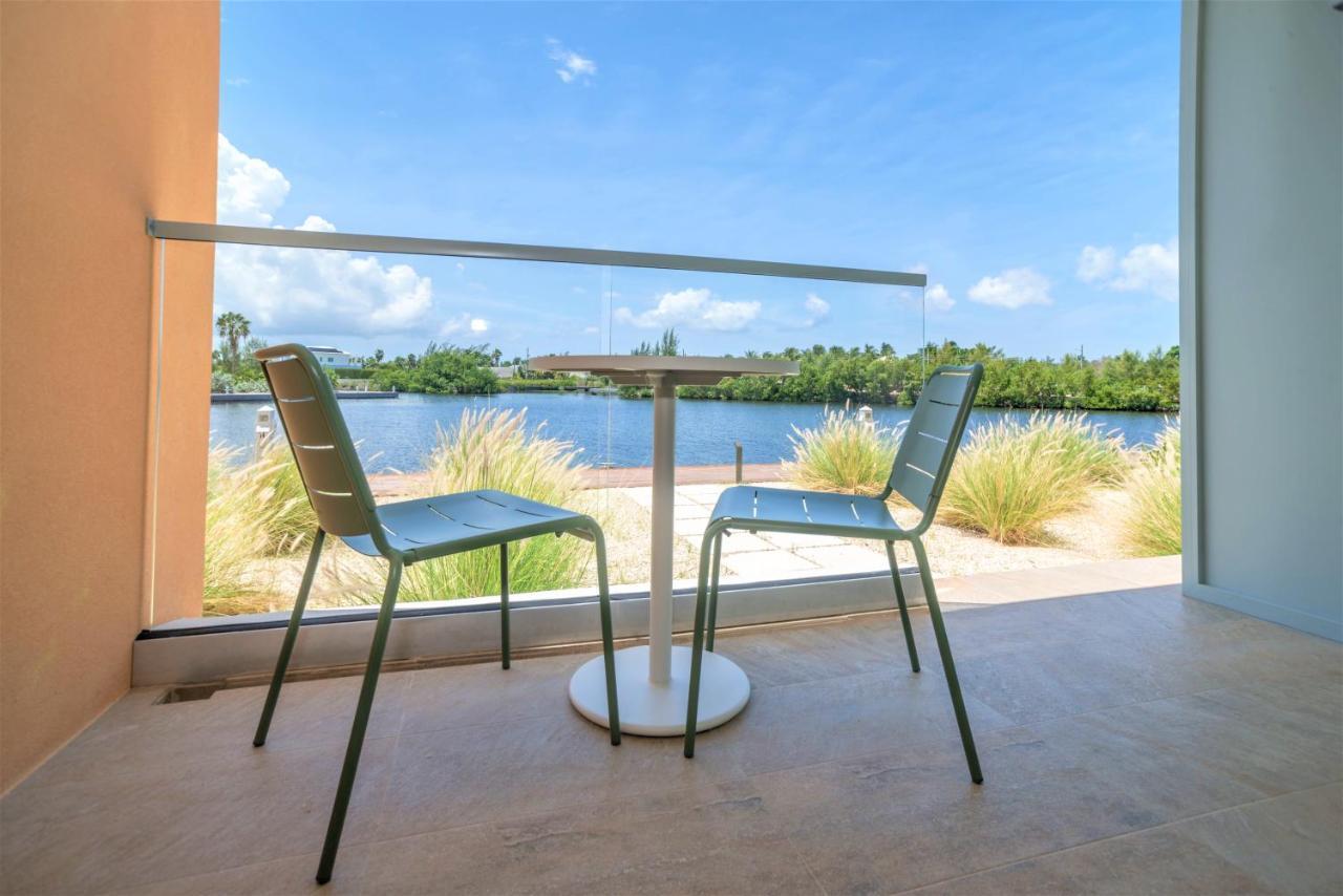 Cayman Luxury Rentals At One Canal Point George Town Exteriér fotografie