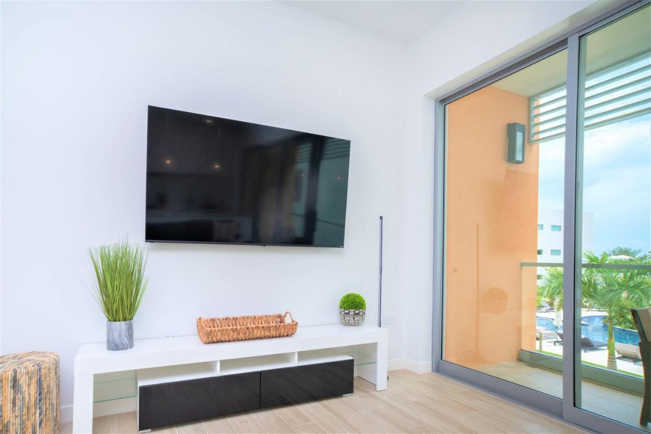 Cayman Luxury Rentals At One Canal Point George Town Exteriér fotografie