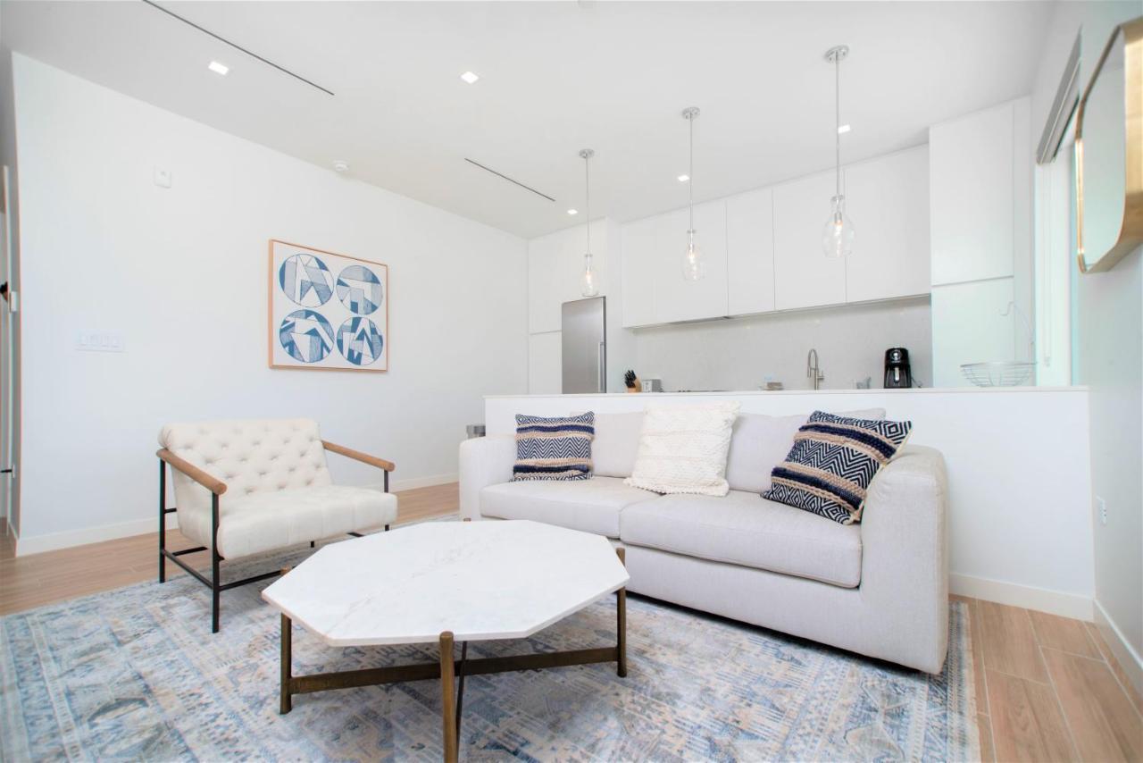 Cayman Luxury Rentals At One Canal Point George Town Exteriér fotografie