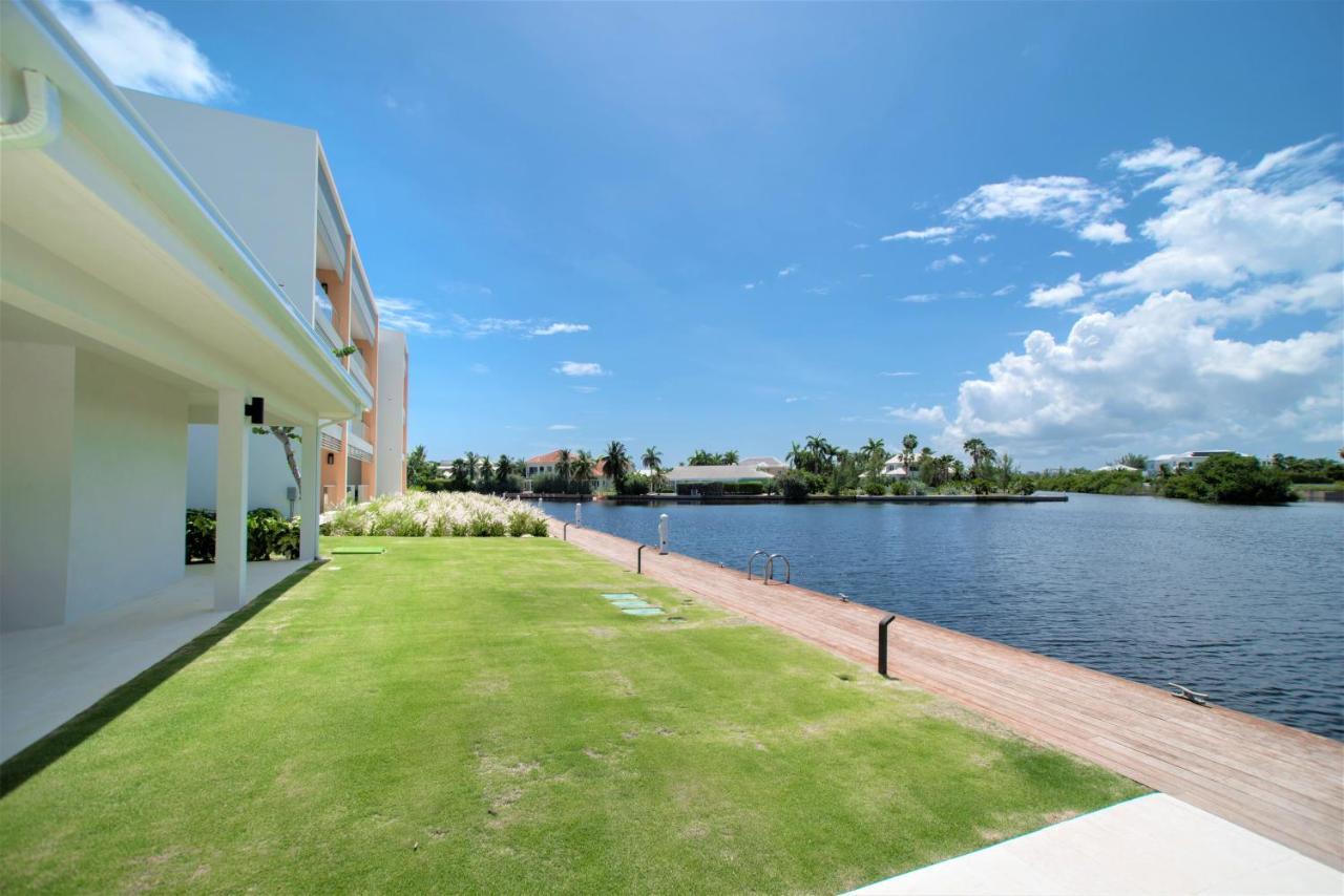 Cayman Luxury Rentals At One Canal Point George Town Exteriér fotografie