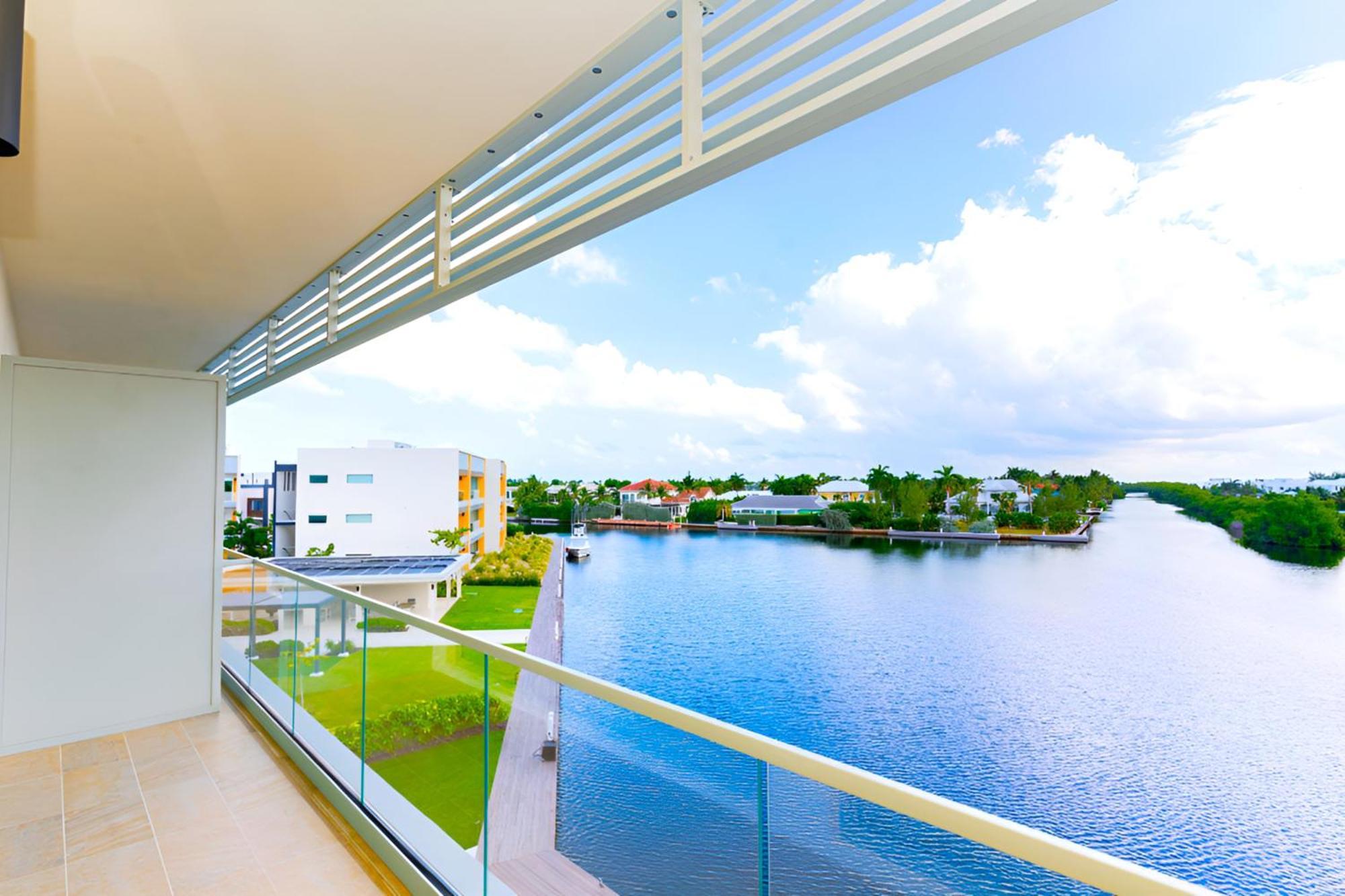 Cayman Luxury Rentals At One Canal Point George Town Exteriér fotografie