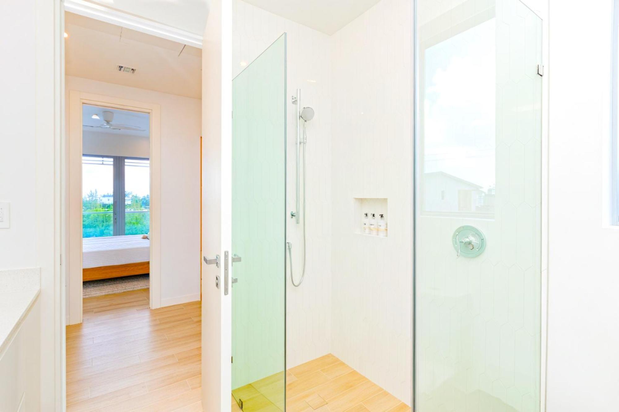 Cayman Luxury Rentals At One Canal Point George Town Exteriér fotografie